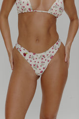 Dove Bikini Bottom - Strawberry Field